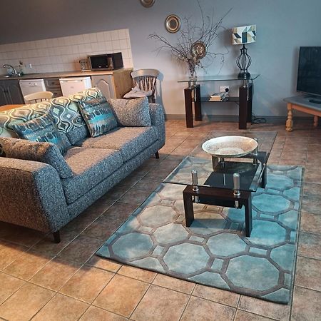 Dingle Town Center Apartment Экстерьер фото